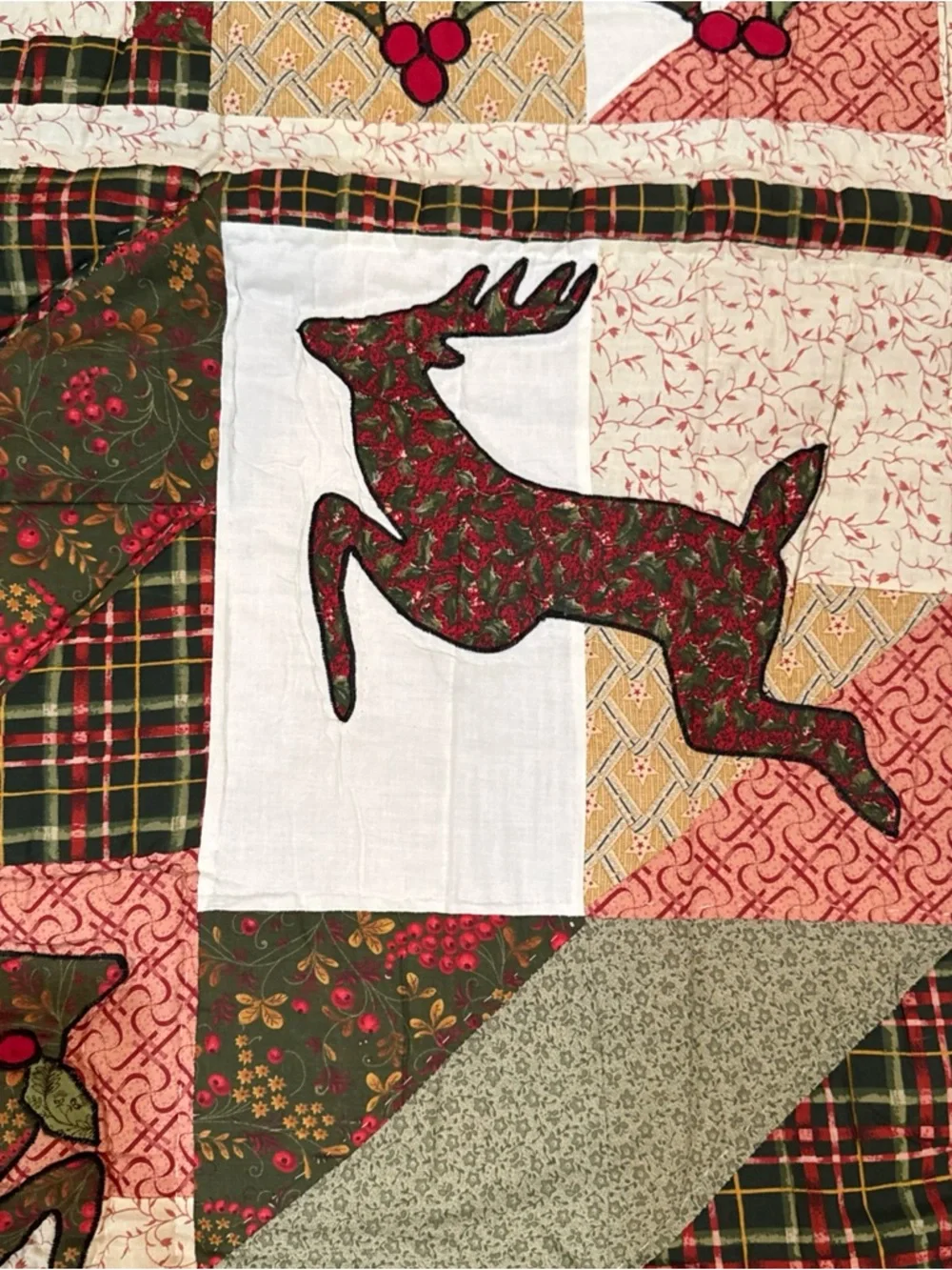 Handmade Christmas Quilt Wall Hanging Throw 59x50 Reindeer Tree Holly Rod Pocket